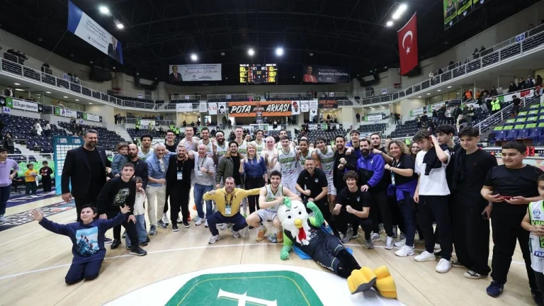 Anadolu Efes, Merkezefendi Belediyesi Basket’e Deplasmanda Mağlup Oldu